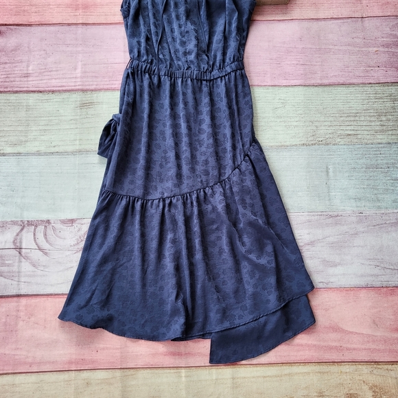 Current Air Navy Floral Print Asymmetrical Ruffle Hem Midi Dress Size Large - Picture 3 of 6